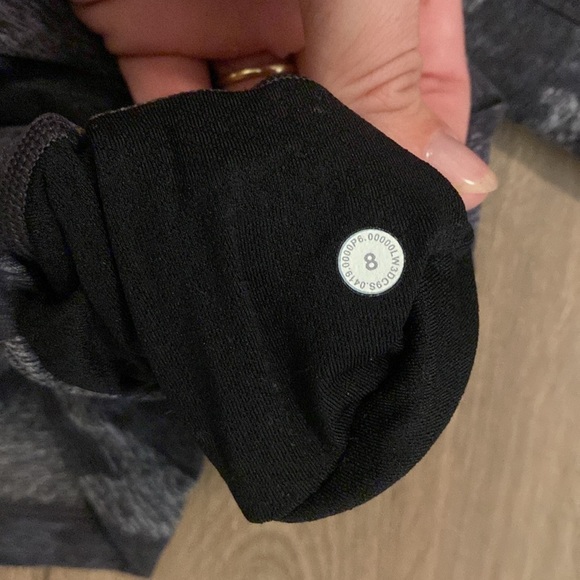 Lululemon | On Repeat Rulu Hoodie | Incognito Camo HTR Black | Size 8 - Picture 11 of 11